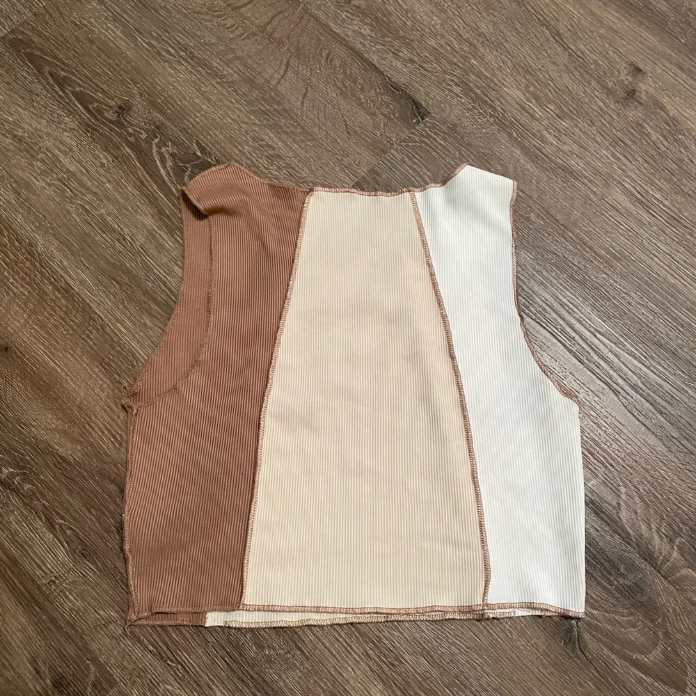 Multicolor Cropped Tank - Picture 2 of 3